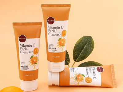 Brightening & Repairing Facial Cl